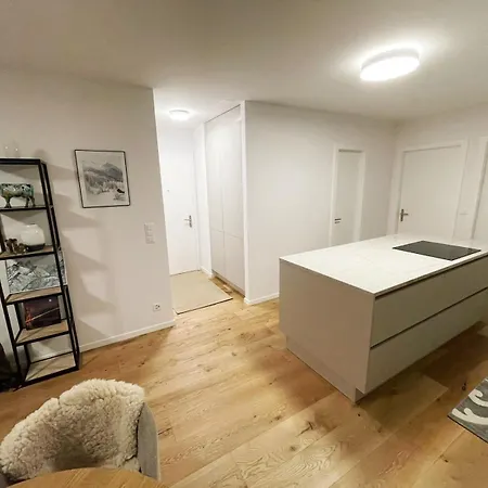 Apartment Bel Centre Montana, 5 Min Des Pistes, Vue Alpine